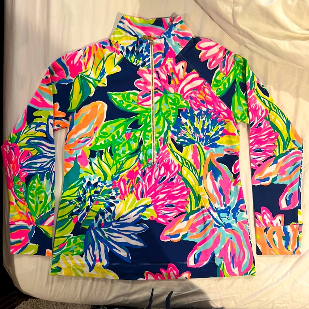 Lilly Pulitzer popover with kangaroo pocket